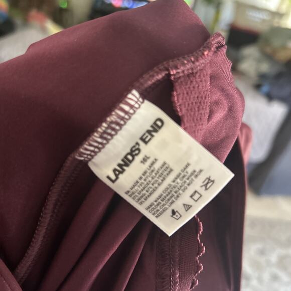 Lands' End Women's Tugless X-Back One Piece Swimsuit Burgundy Spritz 16L - Picture 6 of 6